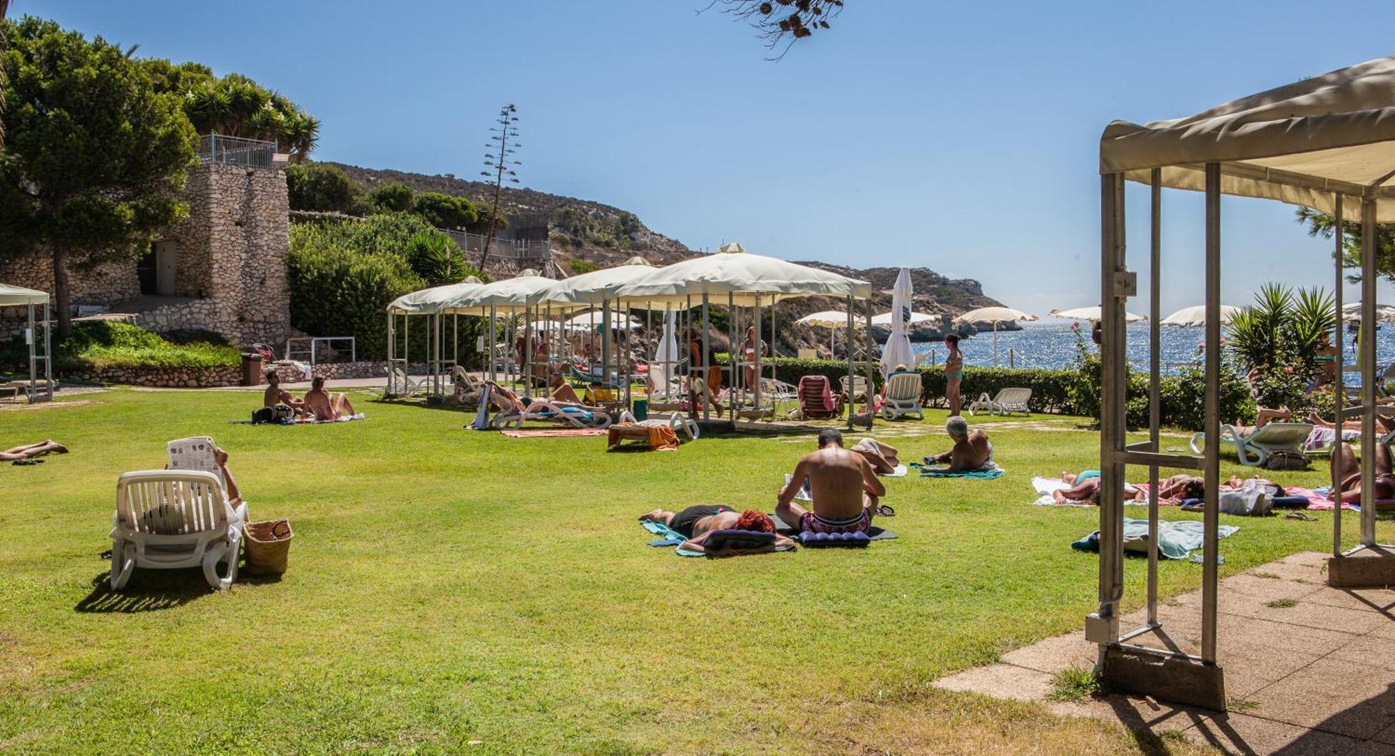 Hotel Calamosca 3*